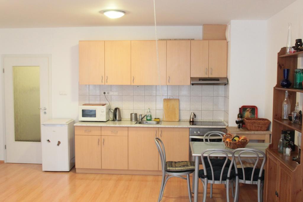 Erkel Apartment Budapest Ngoại thất bức ảnh